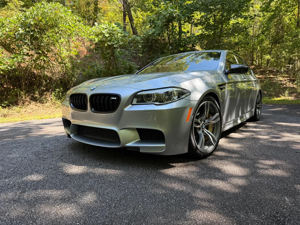 2016 BMW F10 M5 - Image 9 of 31