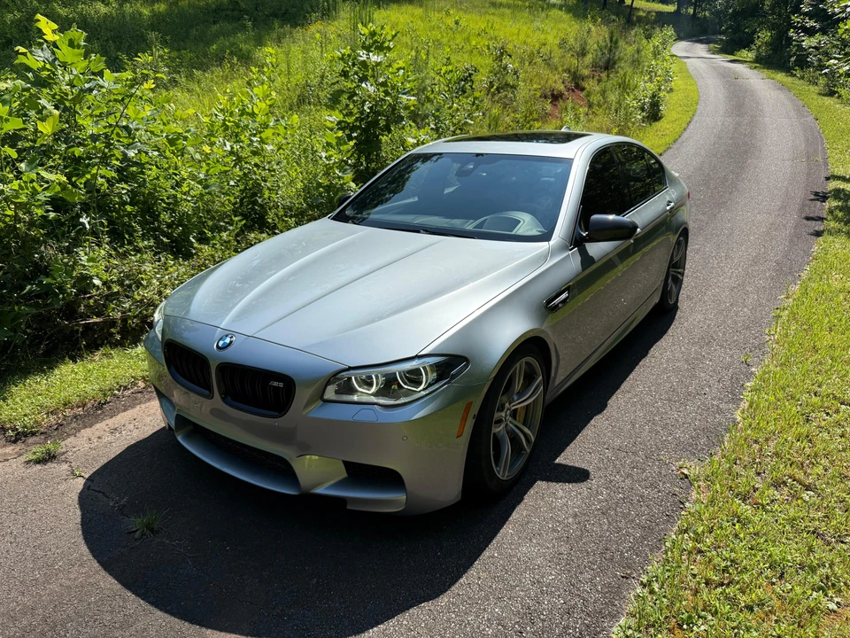 2016 BMW F10 M5 - Image 8 of 31