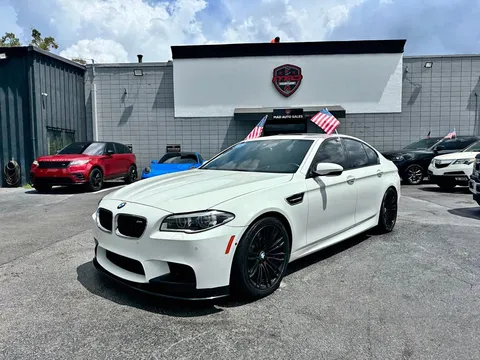 2016 BMW M5 Sedan 4D