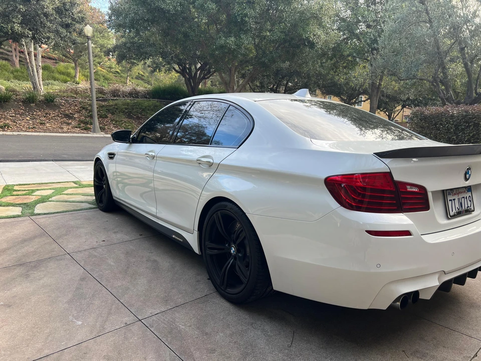 2016 BMW F10 M5 - Image 11 of 31