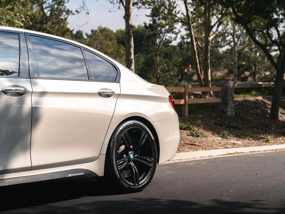 2016 BMW F10 M5 - Image 28 of 31