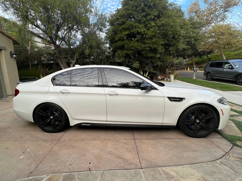2016 BMW F10 M5 - Image 16 of 31