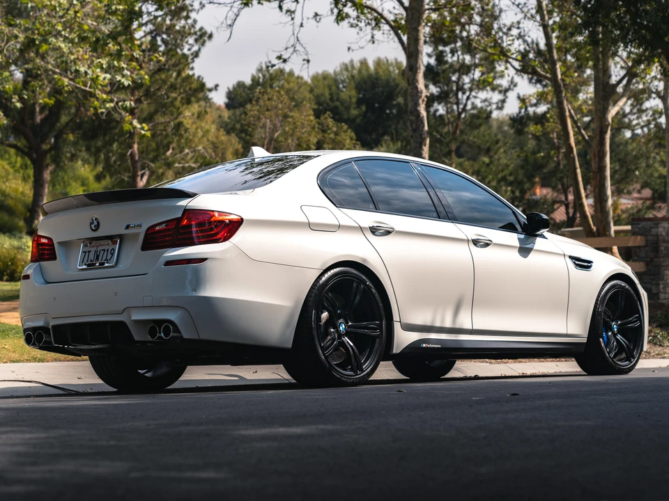 2016 BMW F10 M5 - Image 14 of 31