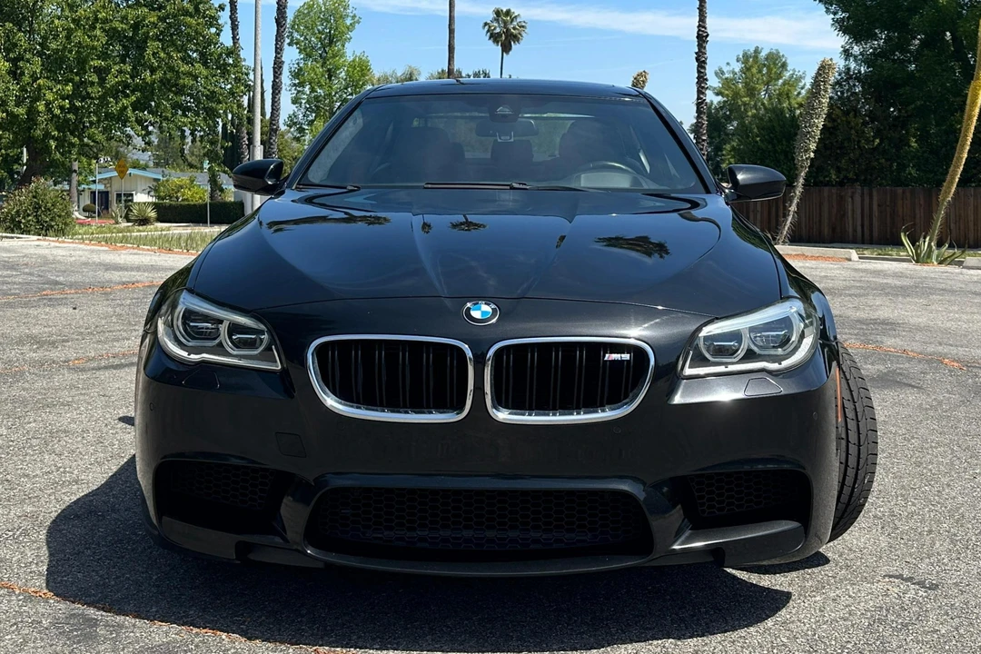 2016 BMW F10 M5 - Image 2 of 31