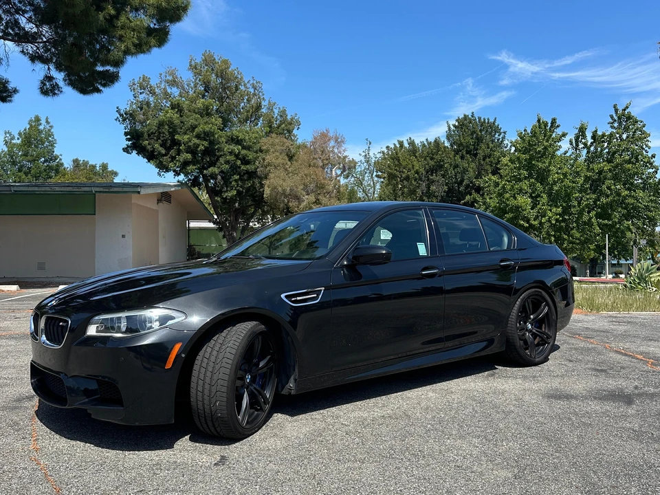 2016 BMW F10 M5 - Image 11 of 31