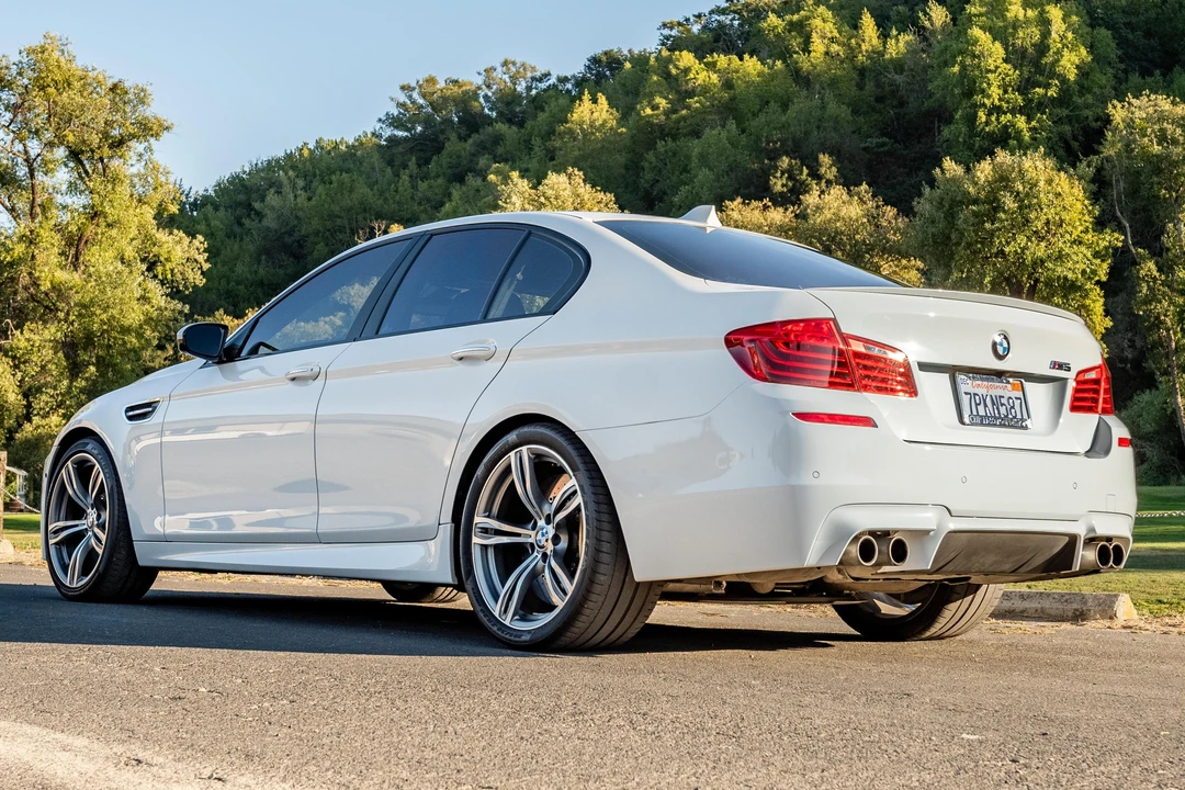 2016 BMW F10 M5 - Image 4 of 31