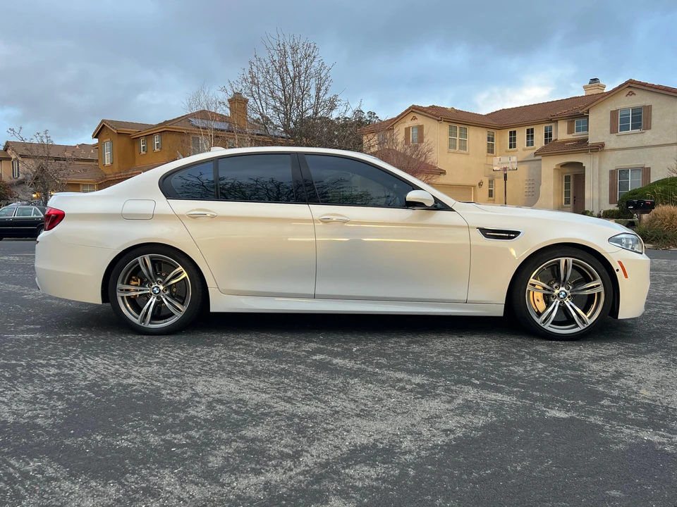 2016 BMW F10 M5 - Image 13 of 31
