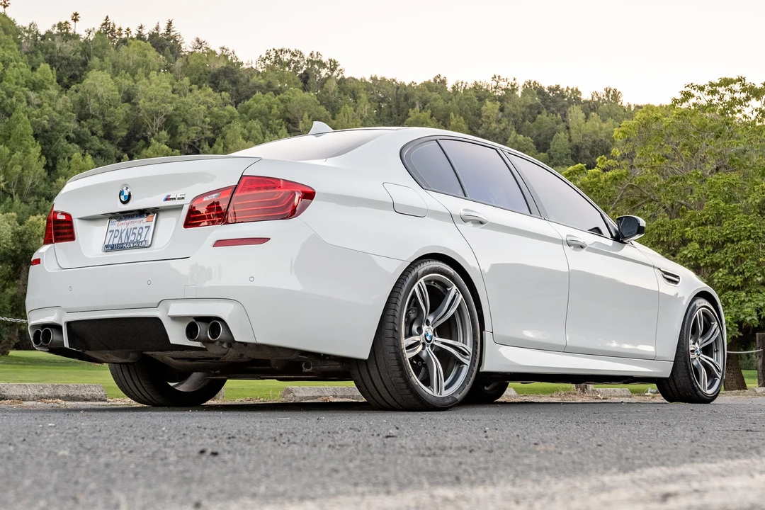 2016 BMW F10 M5 - Image 10 of 31