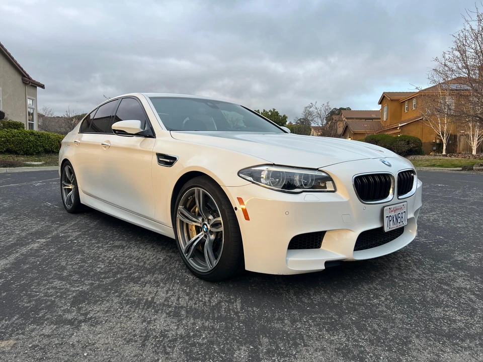 2016 BMW F10 M5 - Image 15 of 31