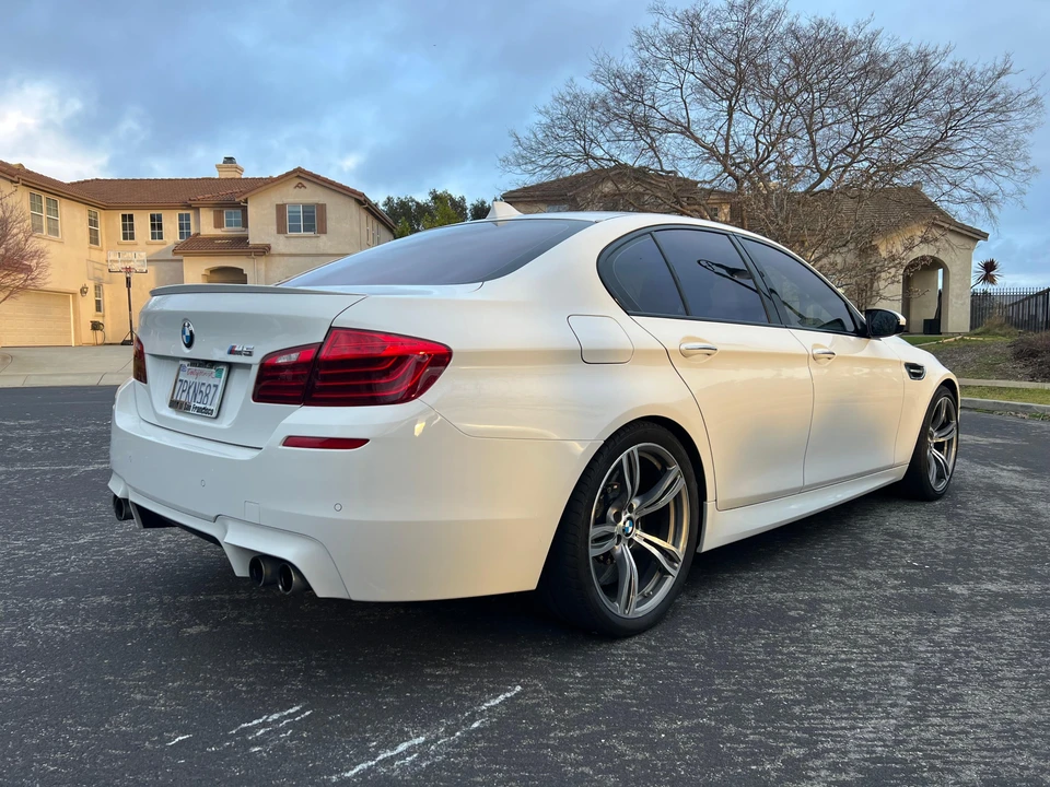 2016 BMW F10 M5 - Image 11 of 31
