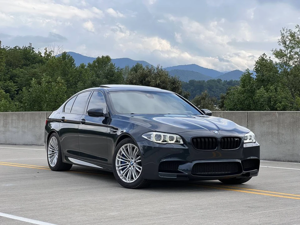2016 BMW F10 M5 - Image 2 of 24
