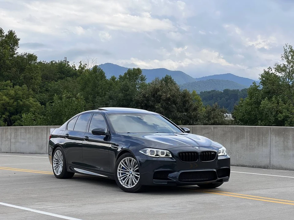 2016 BMW F10 M5 - Image 11 of 24