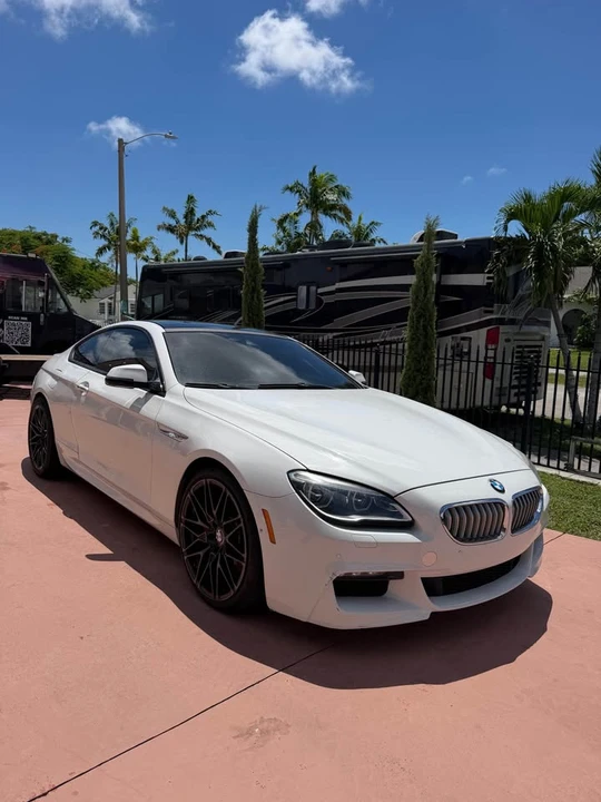 2016 BMW M8 - Image 5 of 9