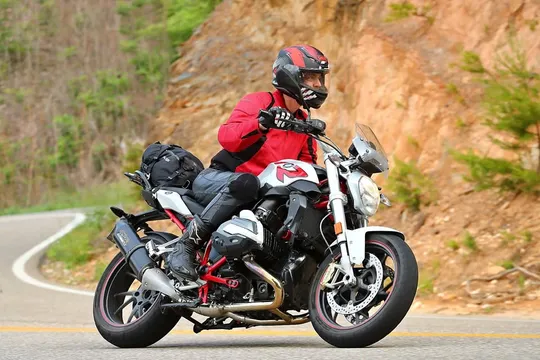 2016 BMW R1200R