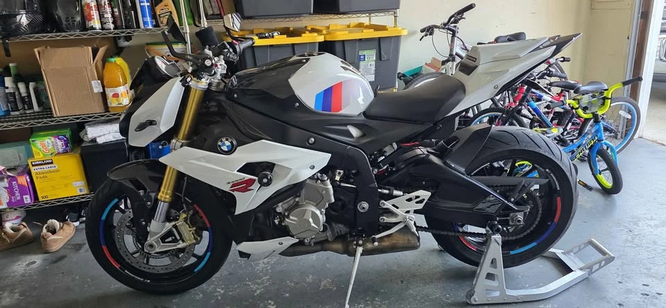 2016 BMW S1000 - Image 10 of 10