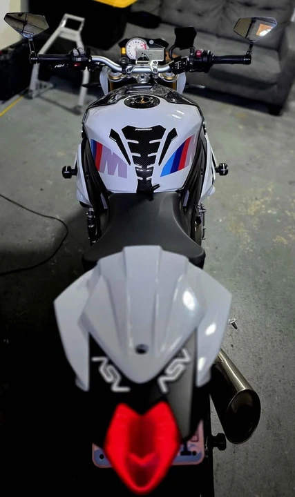 2016 BMW S1000 - Image 5 of 10