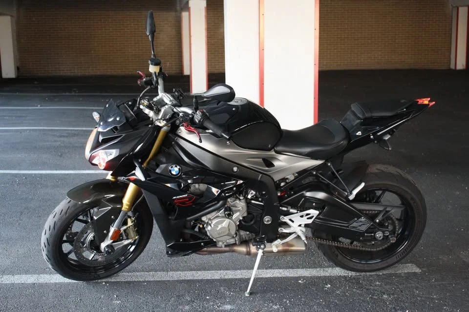 2016 BMW S1000 - Image 3 of 13