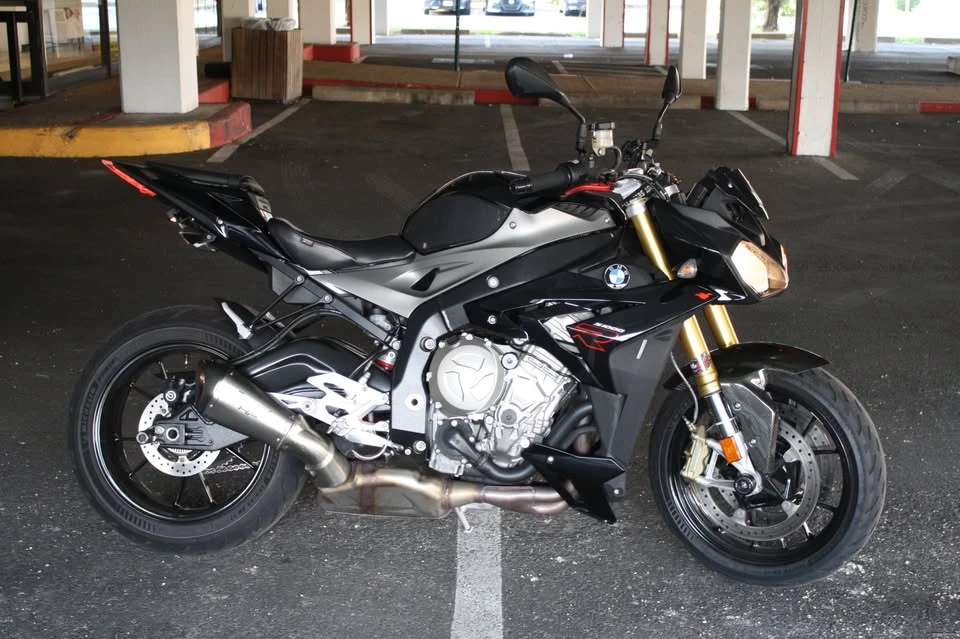 2016 BMW S1000 - Image 2 of 13