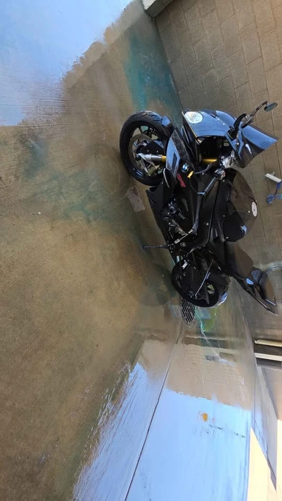 2016 BMW S1000 - Image 3 of 9