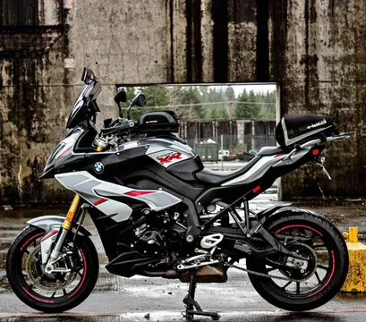 2016 BMW S1000XR