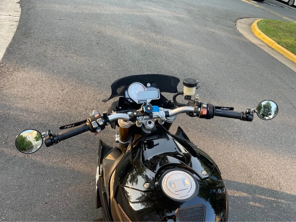 2016 BMW S1000 - Image 8 of 20