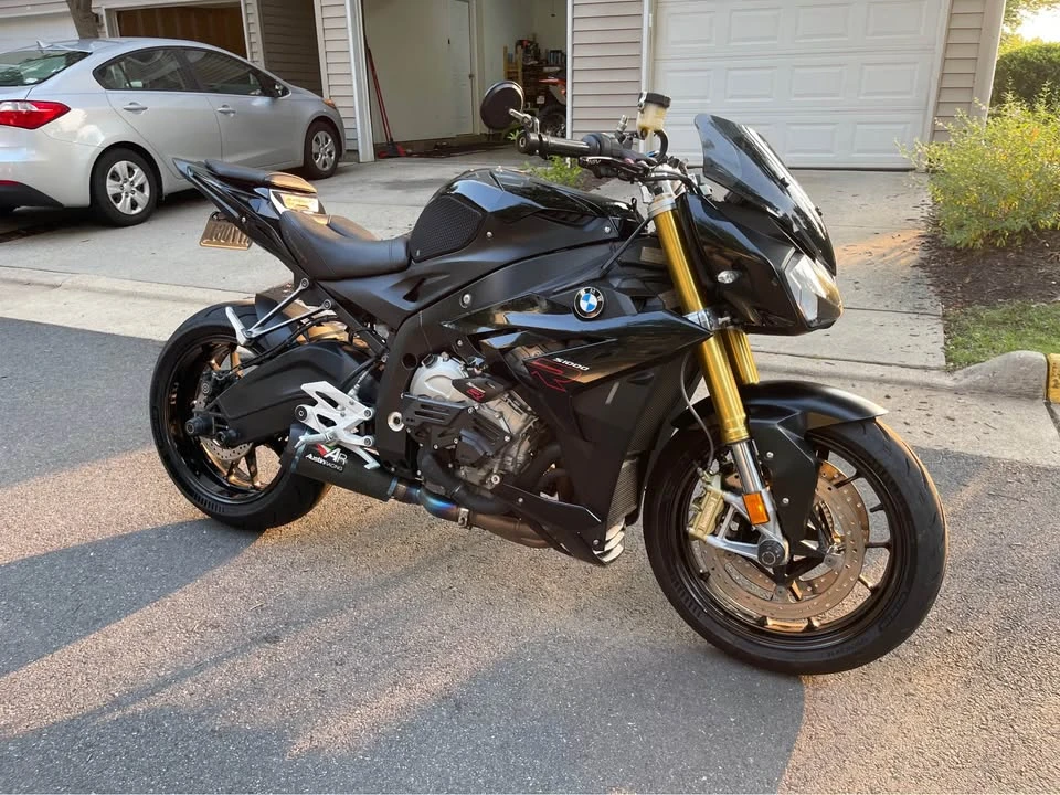 2016 BMW S1000 - Image 2 of 20
