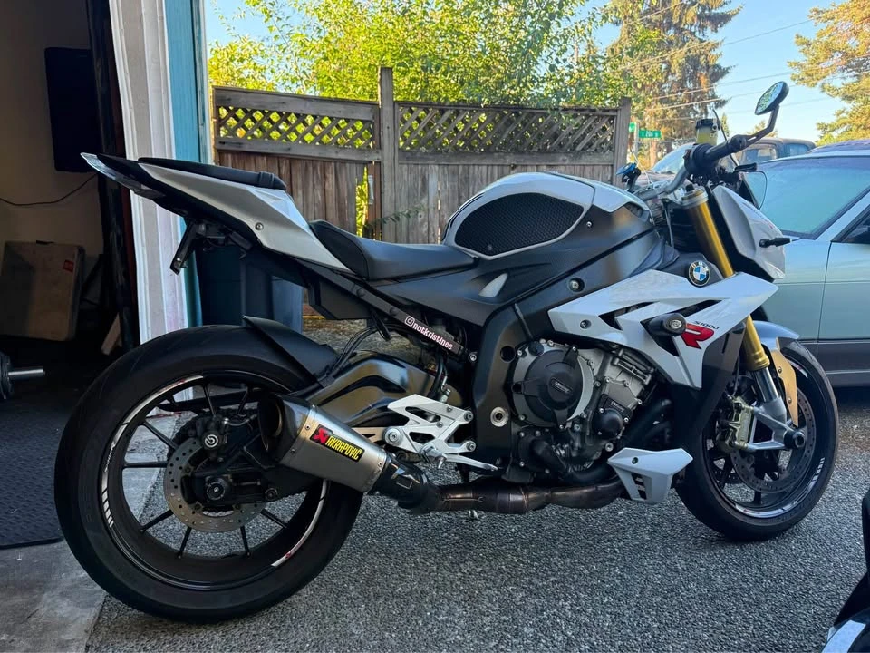 2016 BMW S1000 - Image 8 of 10