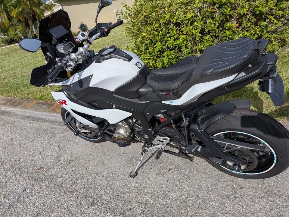 2016 BMW S1000 - Image 2 of 8