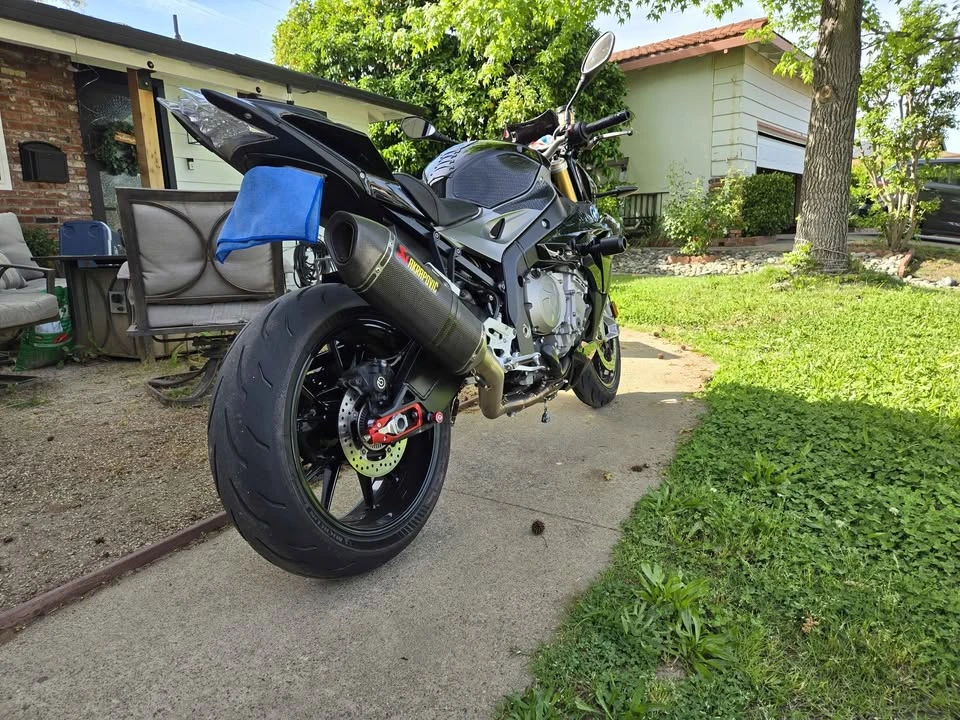2016 BMW S1000 - Image 3 of 8