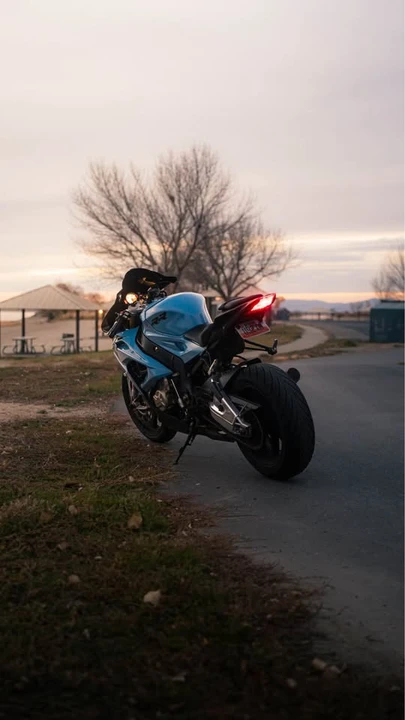 2016 BMW S1000 - Image 3 of 5