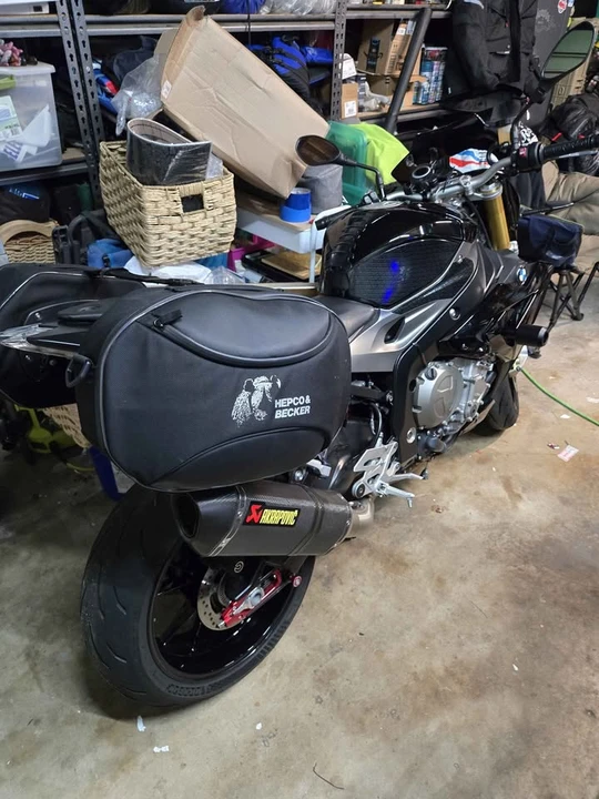 2016 BMW S1000 - Image 8 of 8