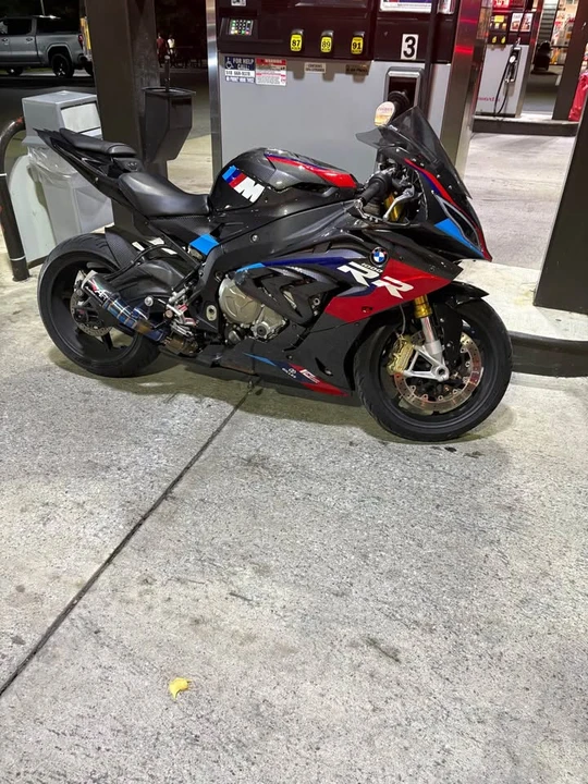 2016 BMW S1000 - Image 5 of 6