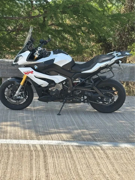 2016 BMW S1000 - Image 2 of 8