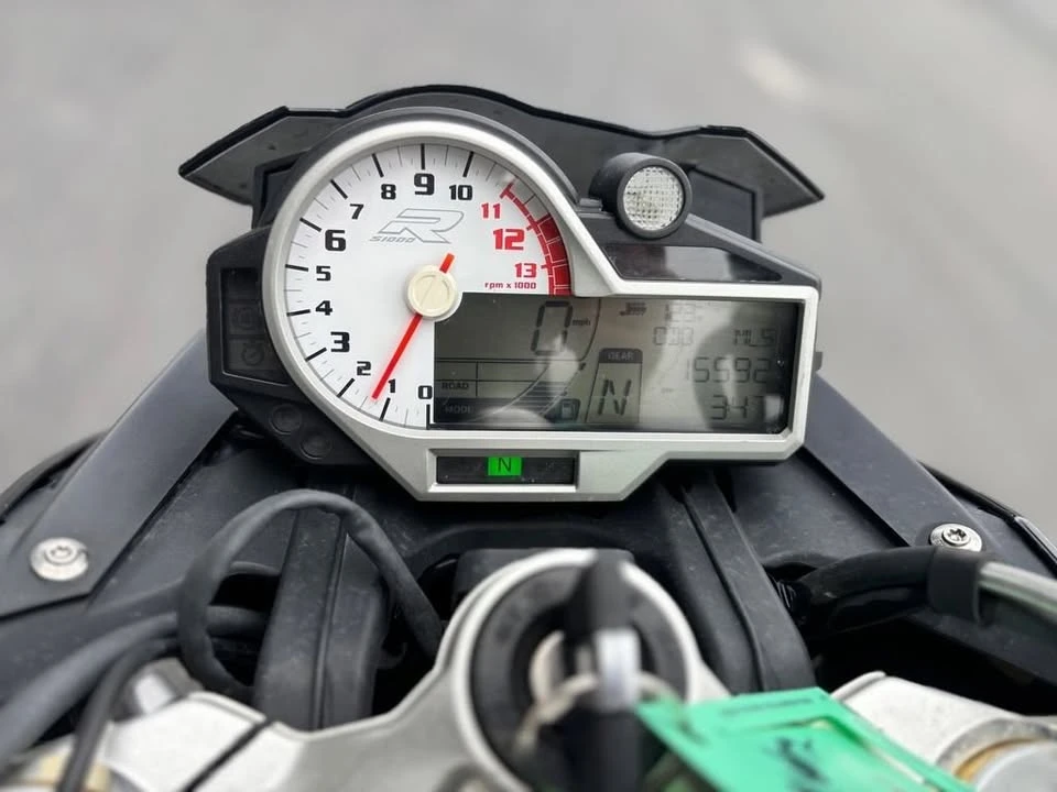 2016 BMW S1000 - Image 11 of 12