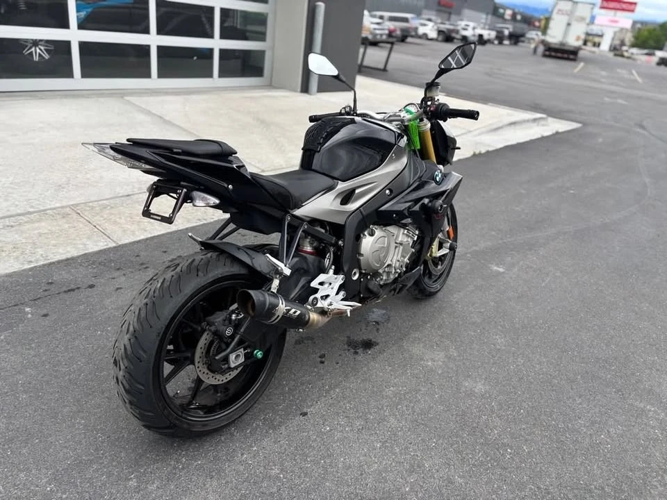 2016 BMW S1000 - Image 7 of 12