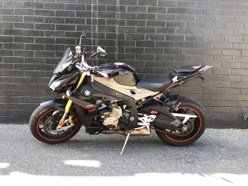 2016 BMW S1000 - Image 4 of 6
