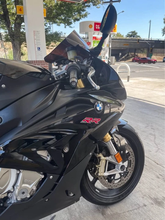 2016 BMW S1000 - Image 3 of 8