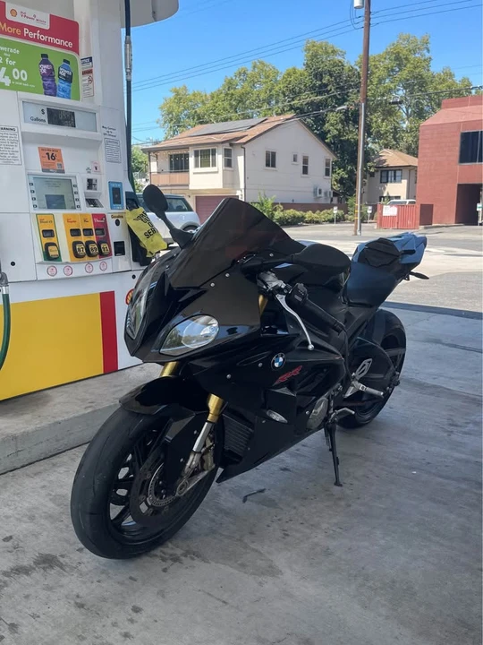 2016 BMW S1000 - Image 8 of 8