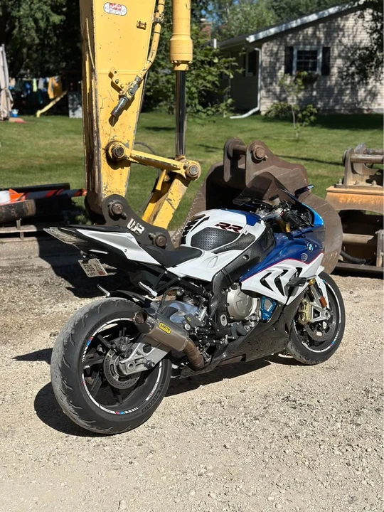 2016 BMW S1000 - Image 5 of 6