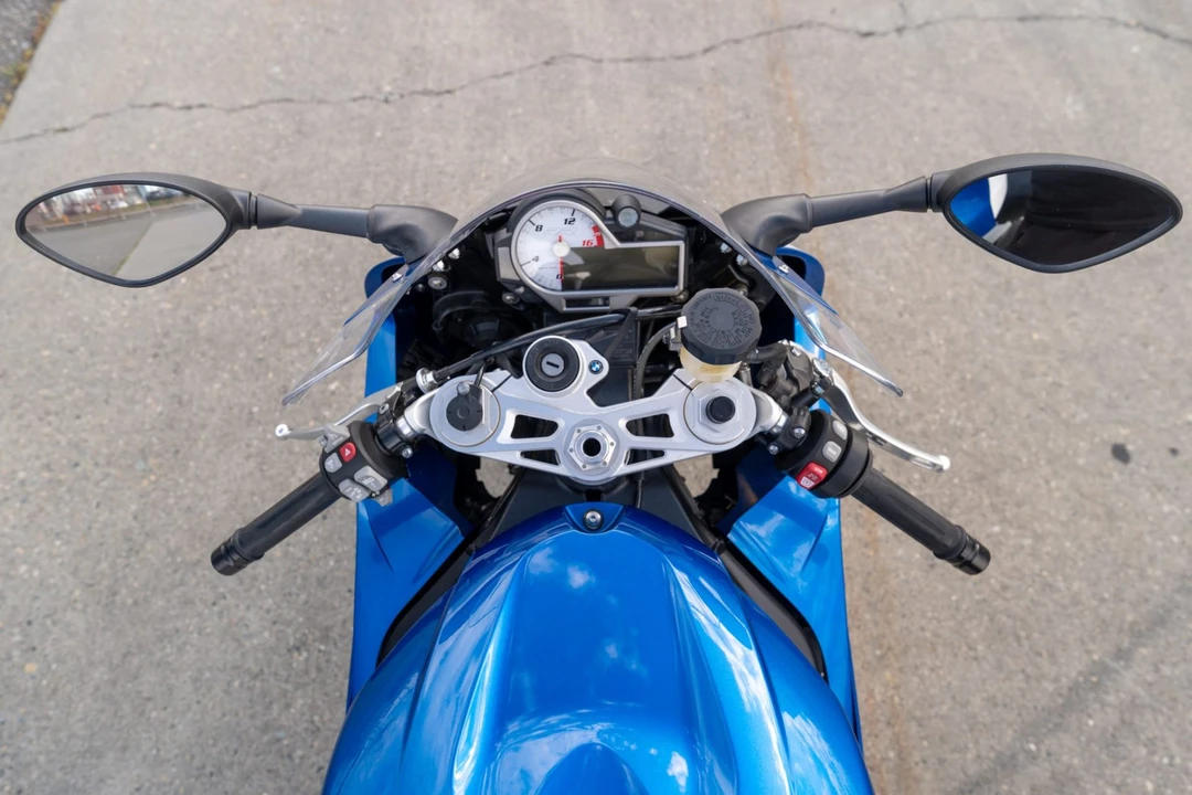 2016 BMW S1000 - Image 4 of 6