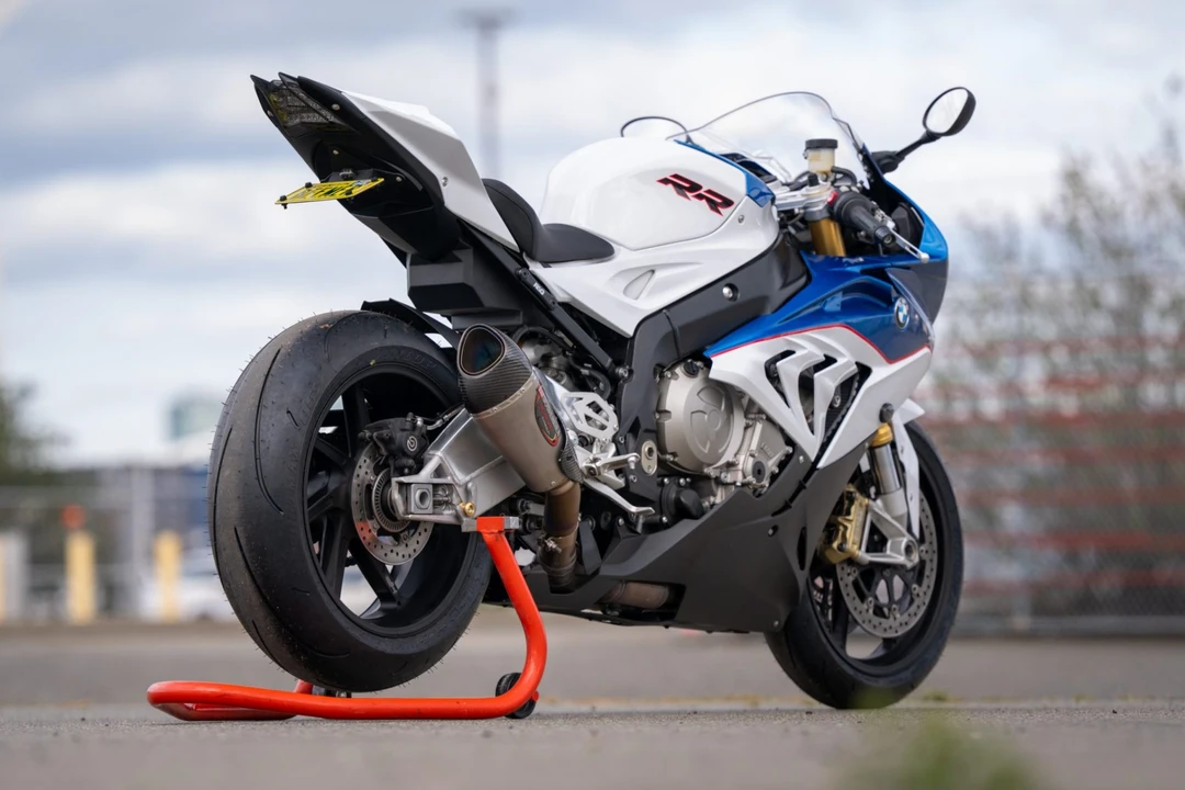 2016 BMW S1000 - Image 2 of 6