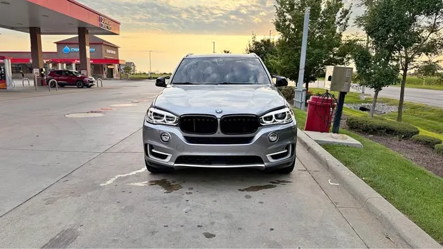 2016 BMW X5 4.4i Sport Utility 4D
