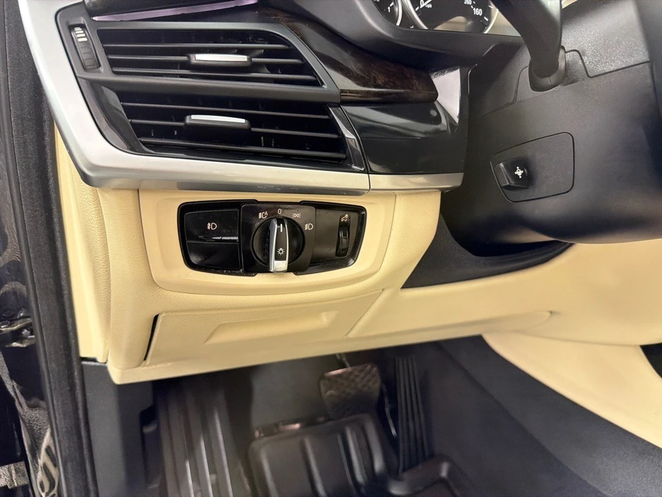 2016 BMW F15 X5 - Image 14 of 21