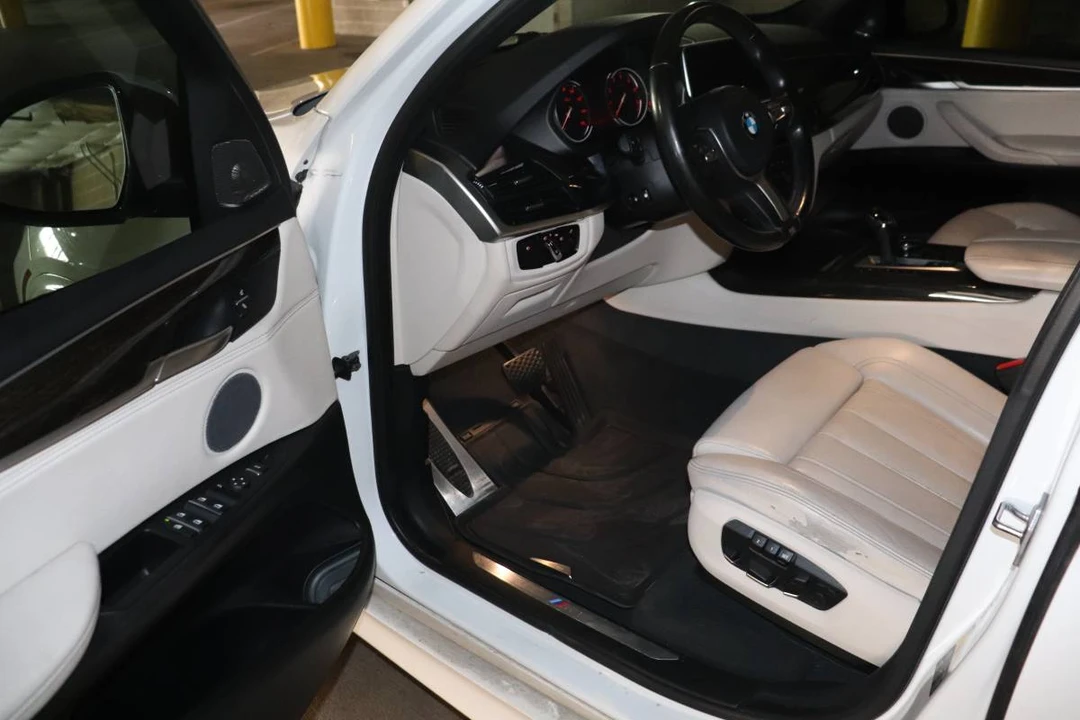 2016 BMW F15 X5 - Image 10 of 16