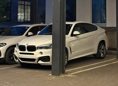 2016 BMW X6 xDrive35i Sport Utility 4D