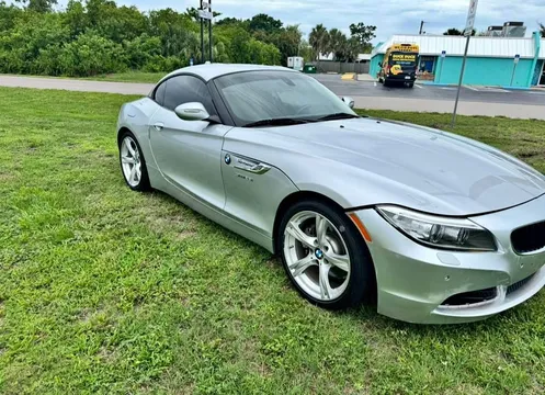 2016 BMW Z4 sDrive28i Roadster 2D