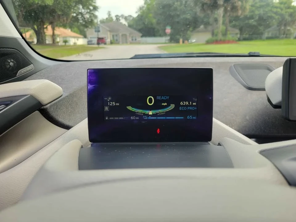 2016 BMW i3 - Image 15 of 18