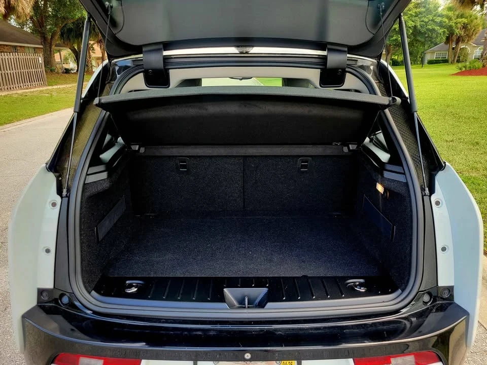 2016 BMW i3 - Image 8 of 18