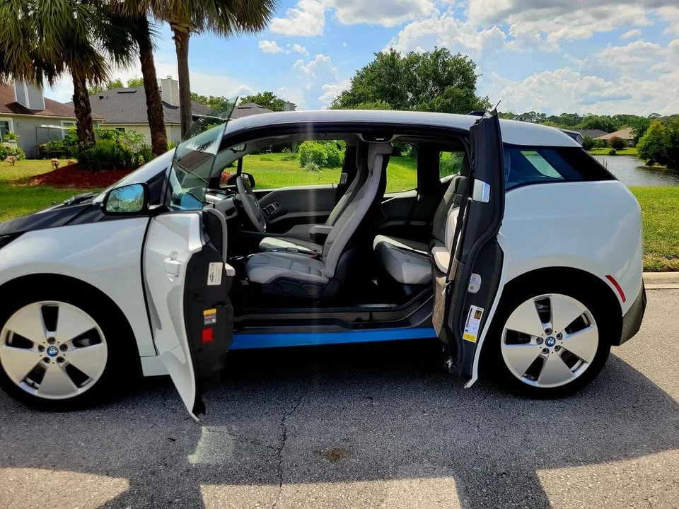 2016 BMW i3 - Image 10 of 18