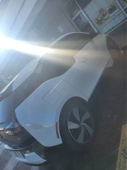 2016 BMW i3 - Image 6 of 6